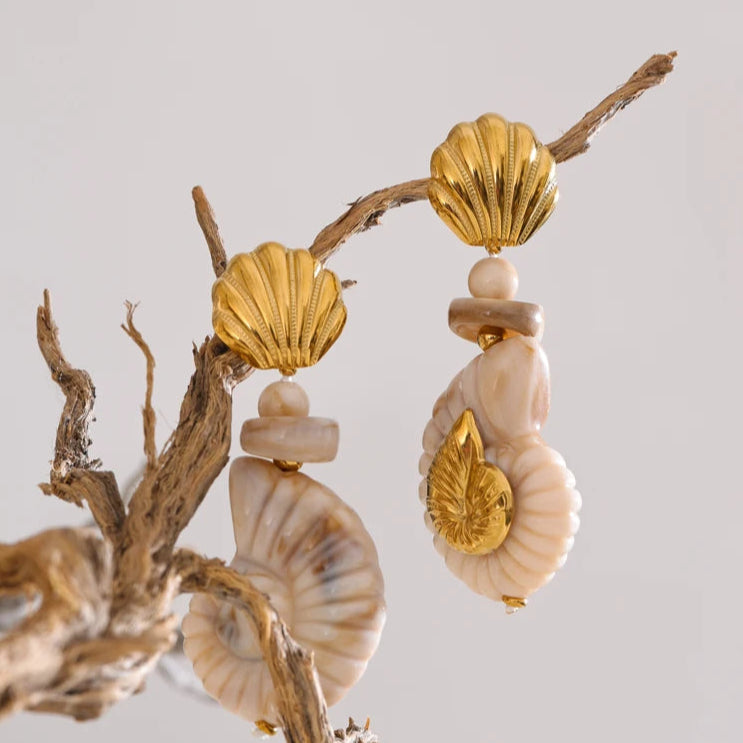 Ocean Whisper Conch Earrings [Hear the Sea in Every Breeze]
